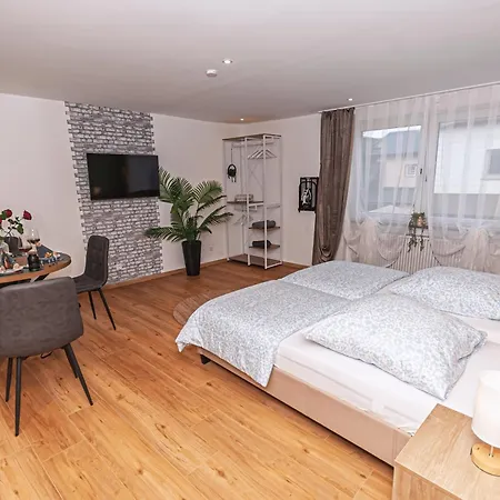 Kalos Apartment